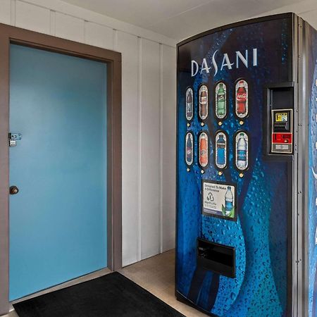 Rodeway Inn & Suites Brookhaven Esterno foto