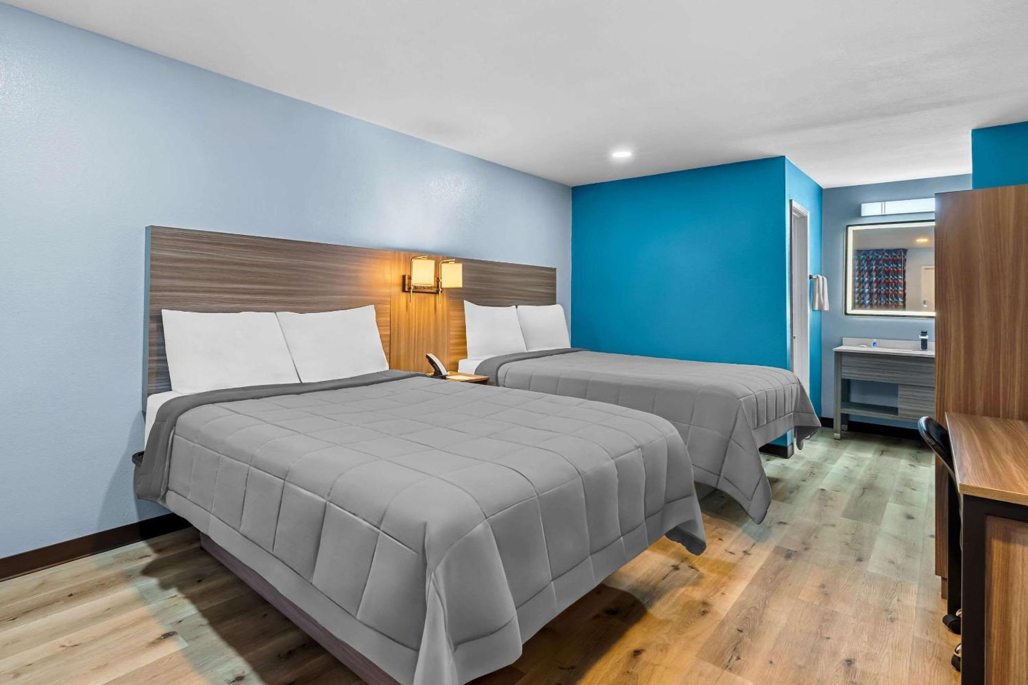 Rodeway Inn & Suites Brookhaven Esterno foto